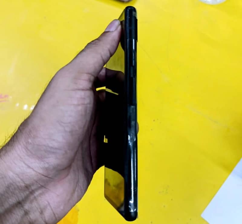 Google Pixel 6a 1