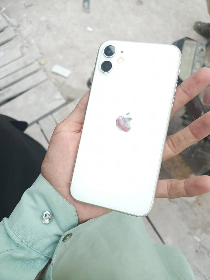 Apple iPhone 11 5