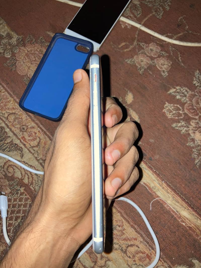 Apple iPhone SE 2