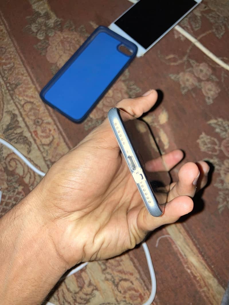 Apple iPhone SE 5
