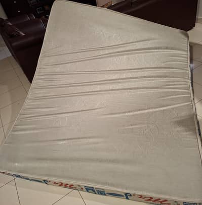 DIAMOND FOAM QUEEN SIZE 10/10 MATTRESS FOR SALE