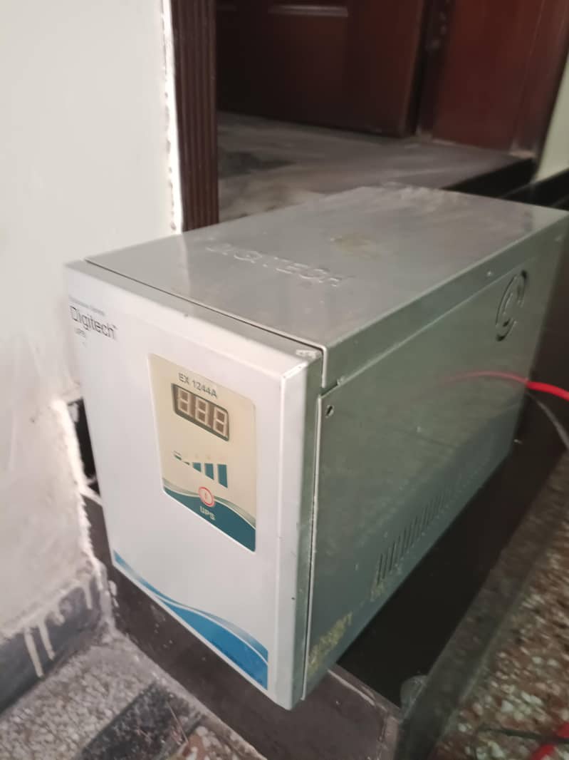 Digitech UPS model EX 1244A 2
