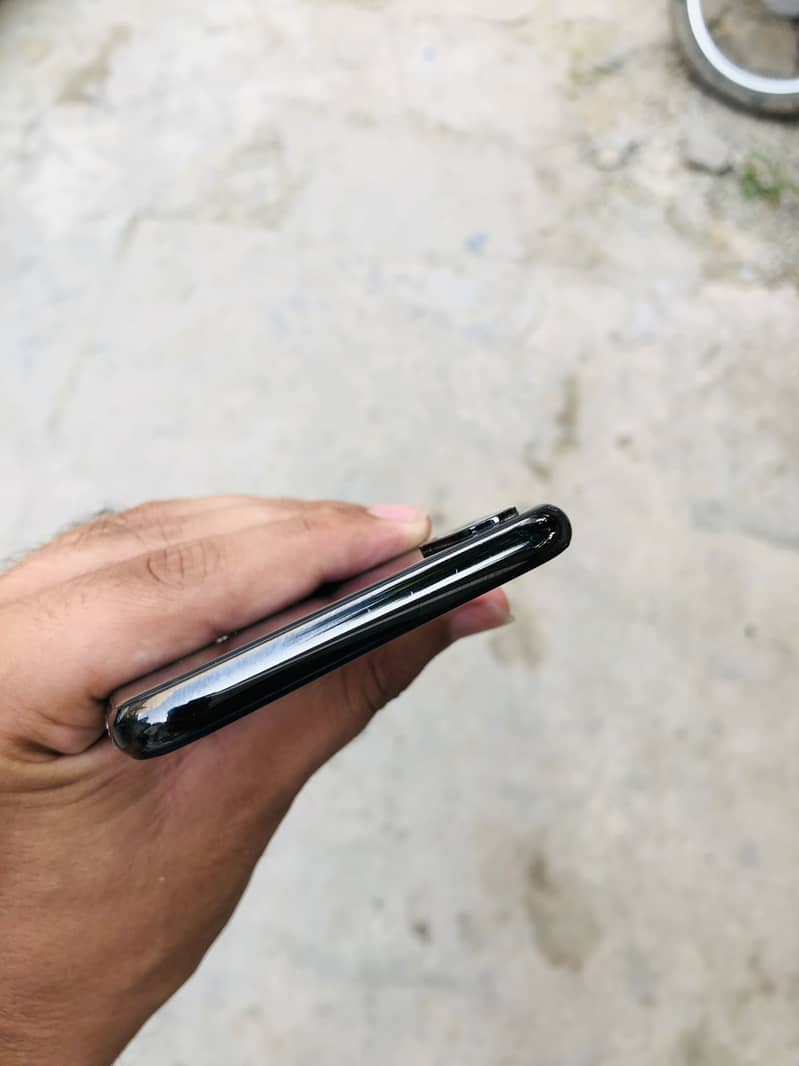 Apple iPhone X 2