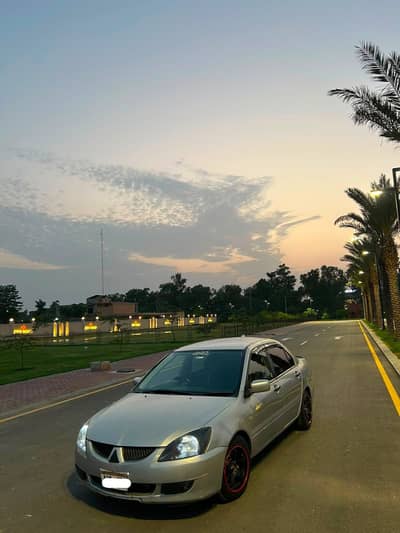 Mitsubishi Lancer 2005 1.3 mannual urgent for sale