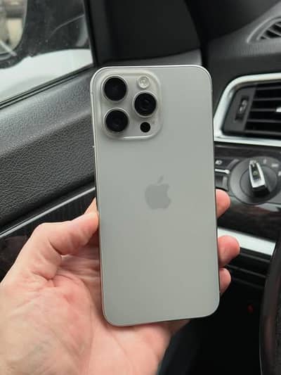 iPhone 15 Pro Max 256GB Urgent Sale