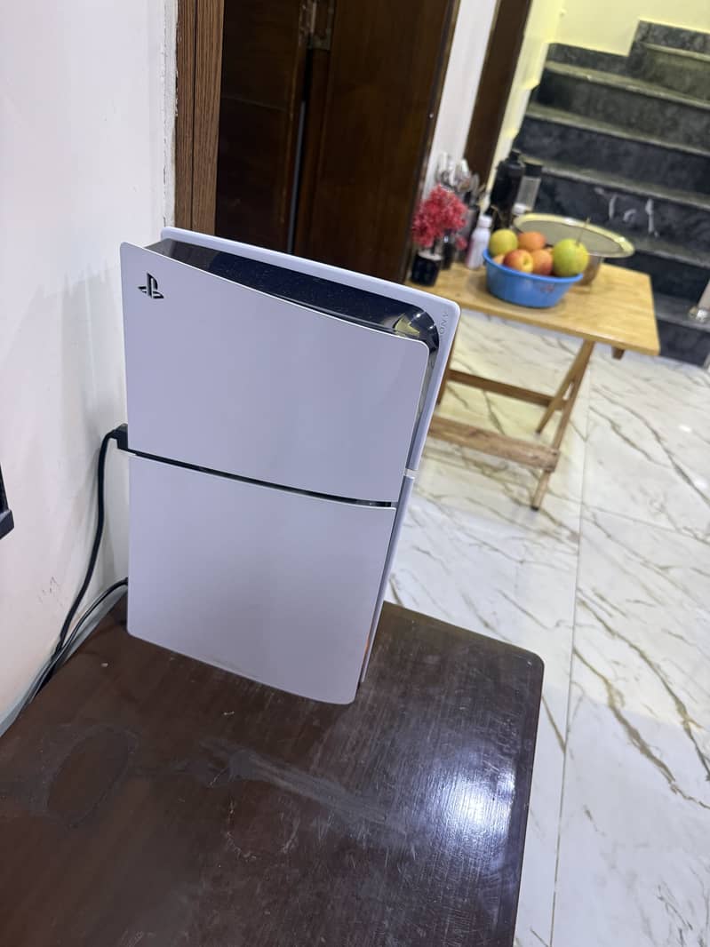 PS 5 Slim 2