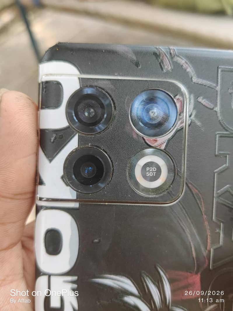 One Plus 10 Pro 4