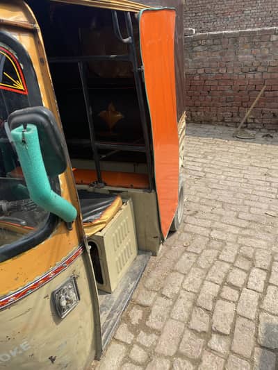Auto rickshaw for sale