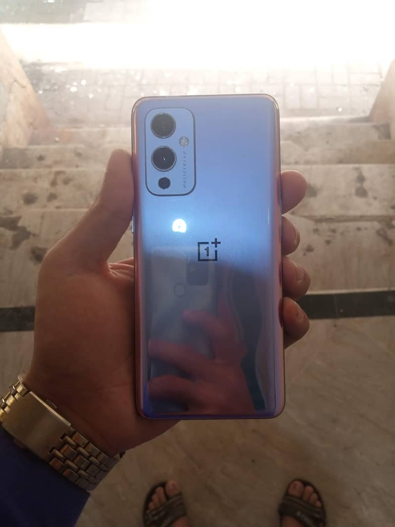 One Plus 9 4