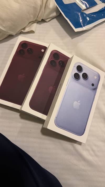 iPhone 18 pro 256 new Burgundy & Glacier