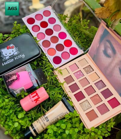 Amazing  eye shadow Deel A65