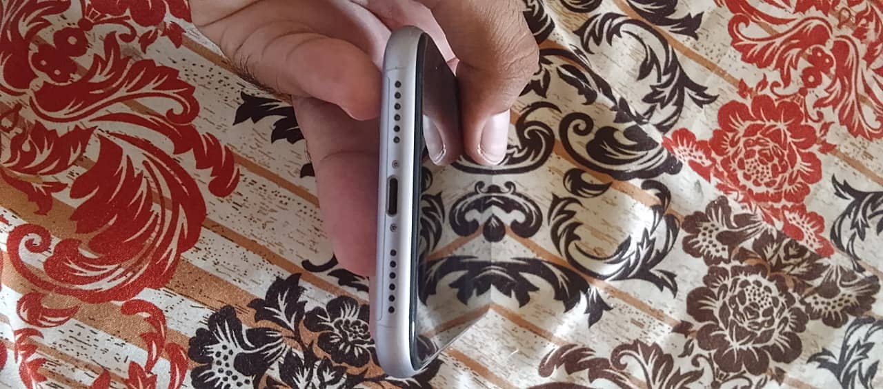 Apple iPhone 11 1