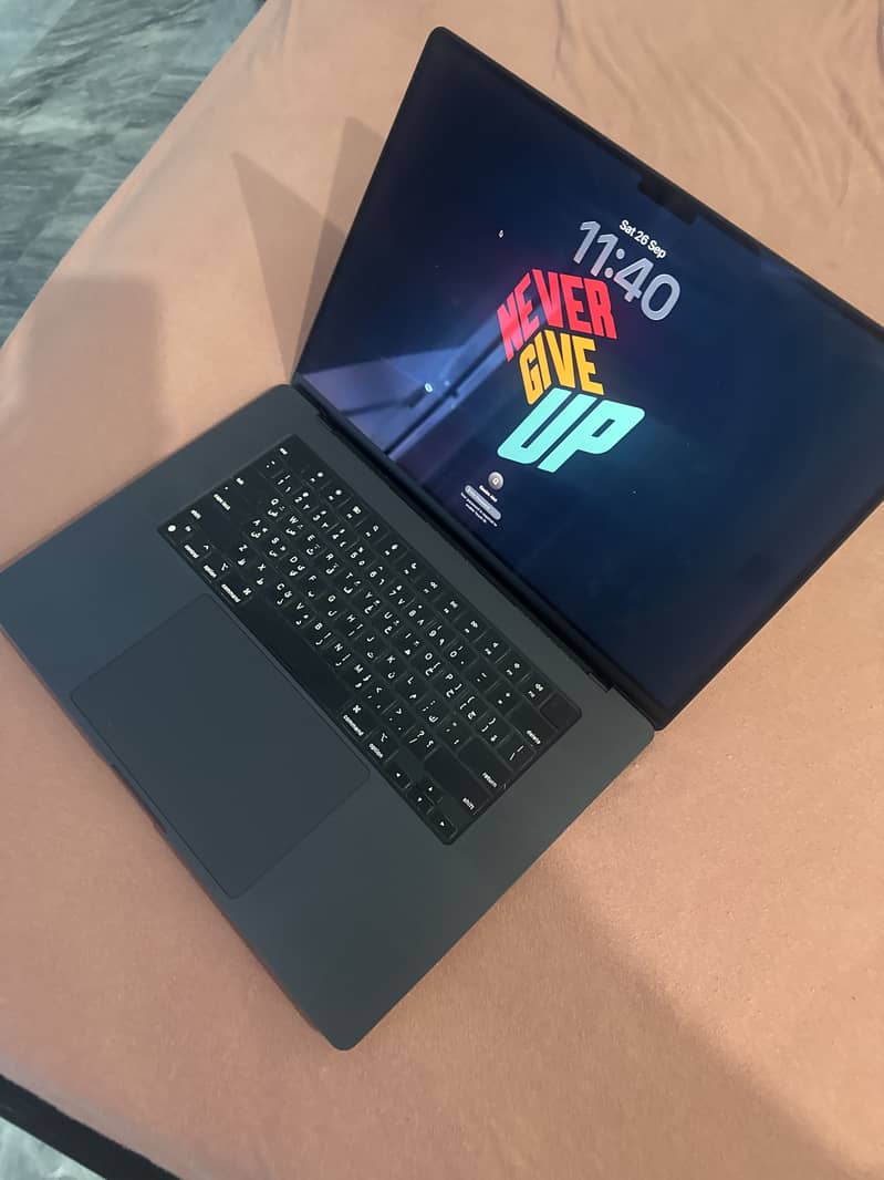 Apple M3 Pro 0