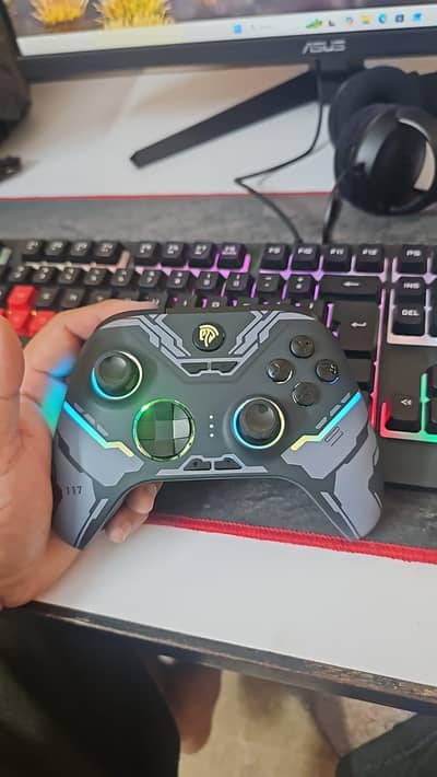 EasySMX® X15 RGB Controller With Hall Trigger and Hall Joystick