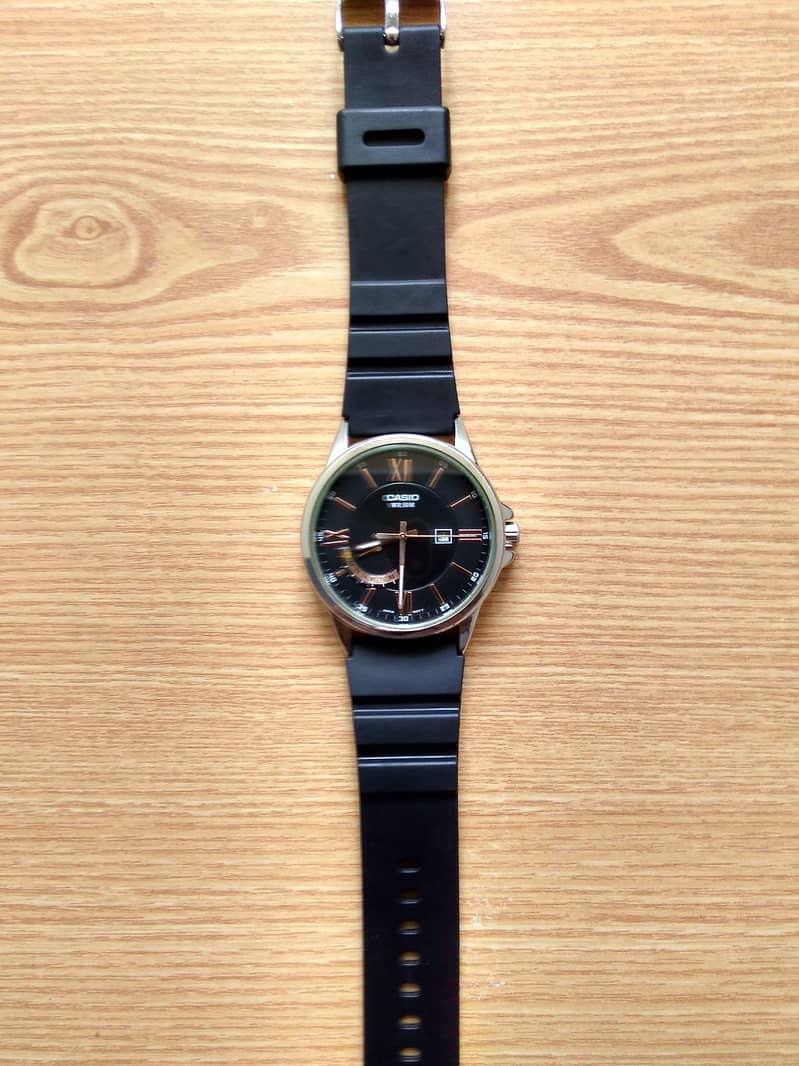 Casio Watch MTP-E125 4