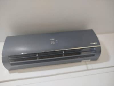 Haier T3 Dark Gray 1.5 Ton