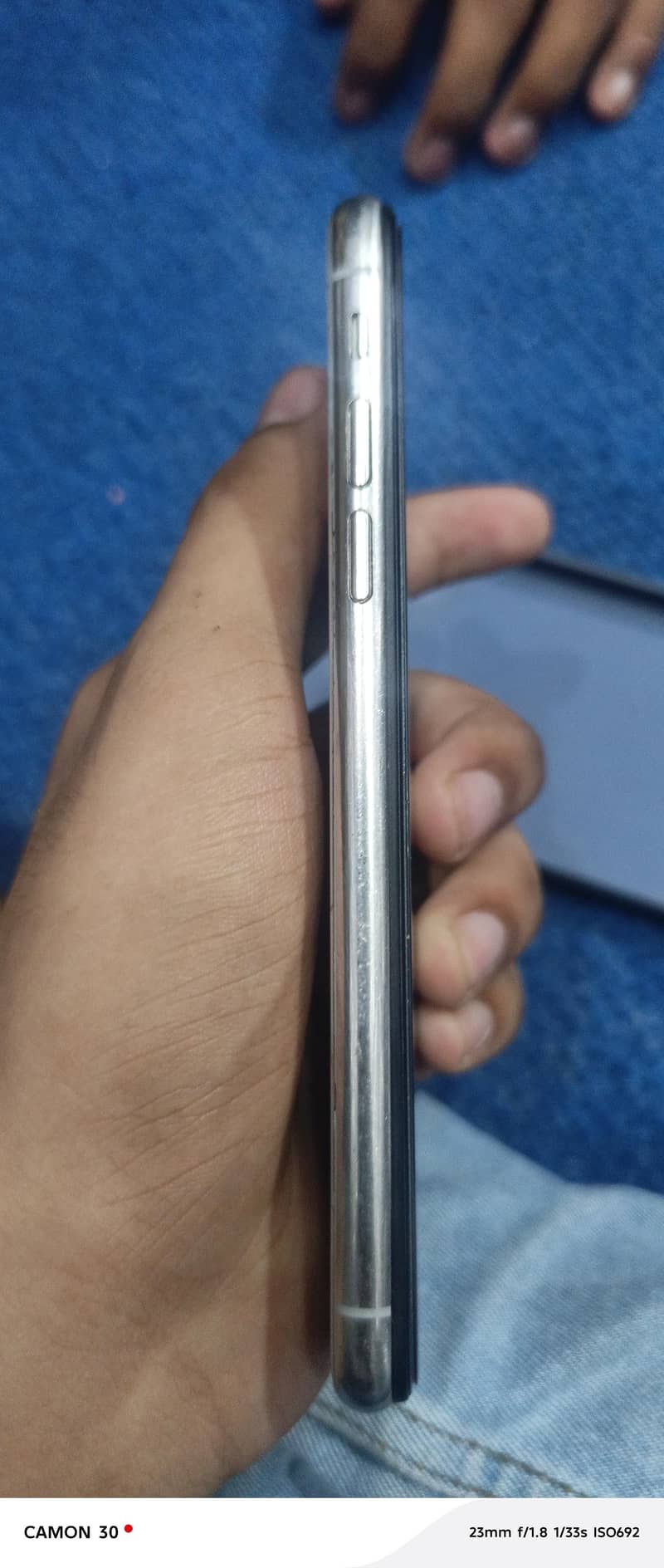 Apple iPhone X 3