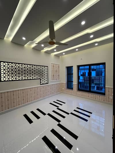 1800 Square Feet House In Stunning G-10/1 Is Available For sale