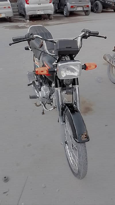 Honda CD 70 model 2016
