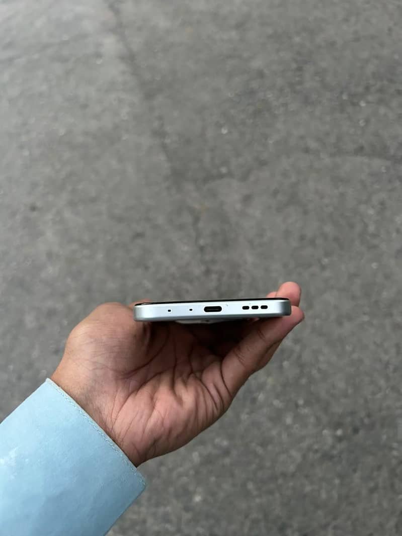 OPPO A6s 1