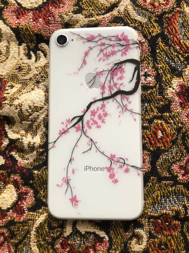 Apple iPhone 8 0