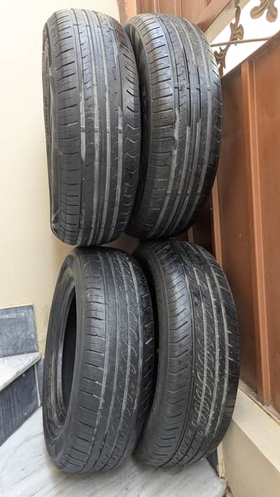 Car Tyres Set of 4 Size 185/70R14 - Hayatabad