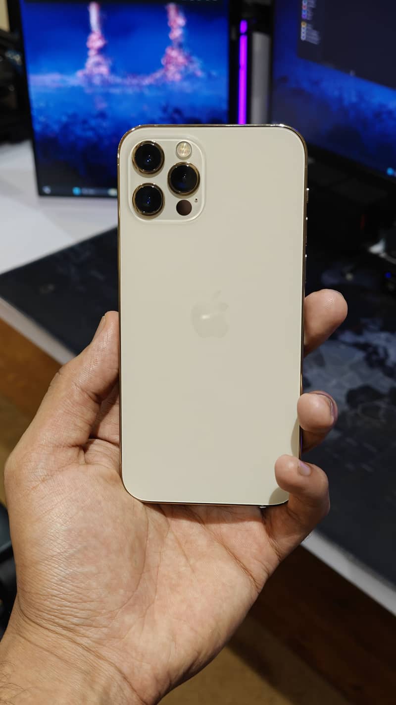 Apple iPhone 12 Pro 8