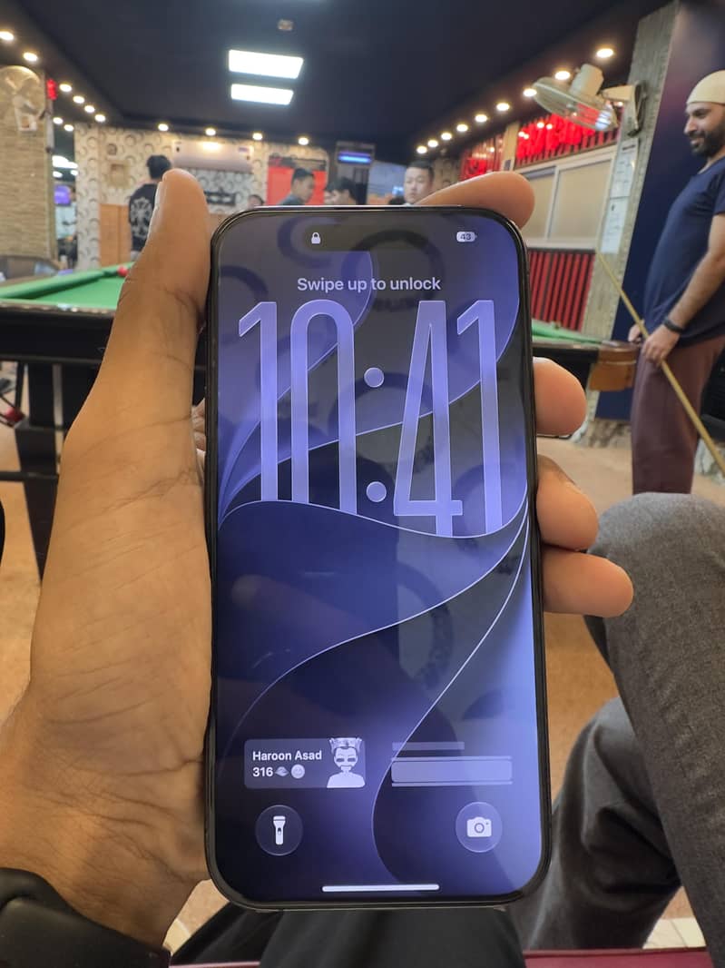Apple iPhone 15 Pro 4