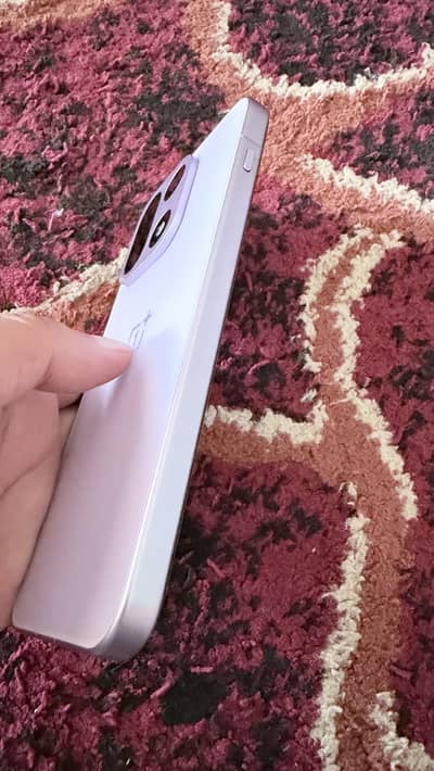 OnePlus 15 16GB/512GB – High Storage | Excellent Condition