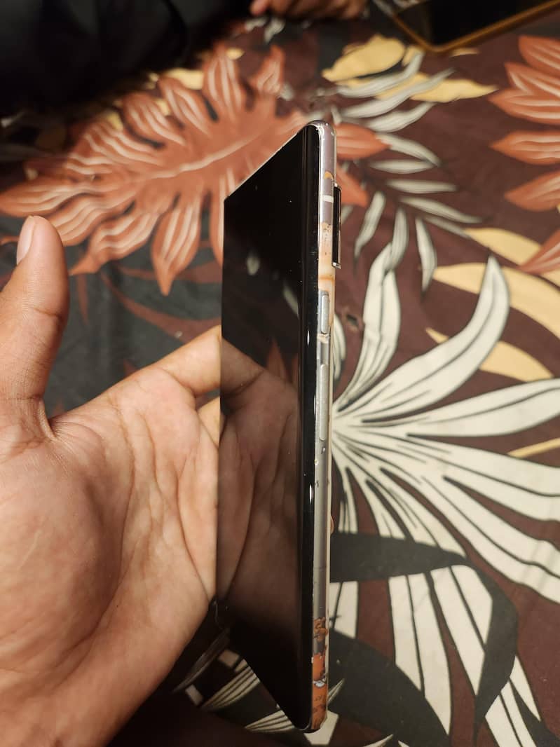 Google Pixel 6 Pro 2