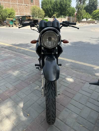 Yamaha YbrR 2022