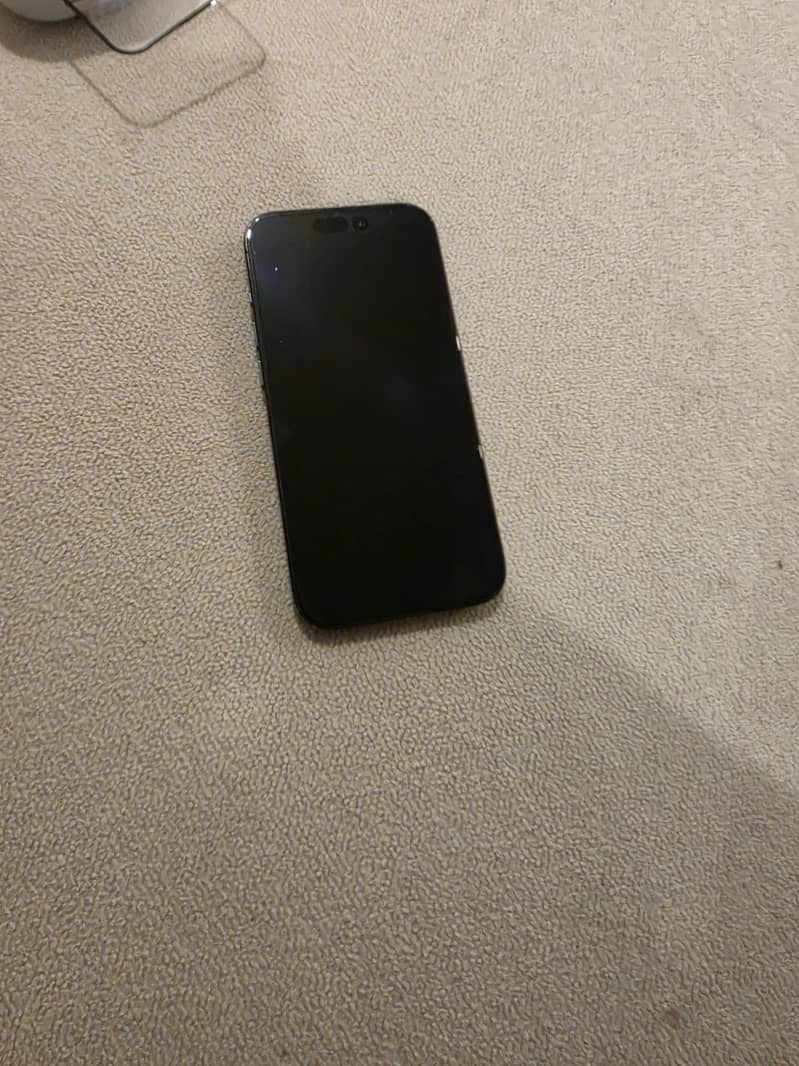 Apple iPhone 15 Pro 2