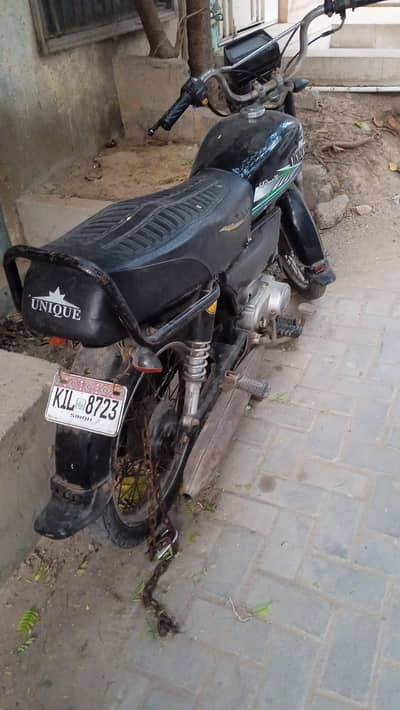 Unique black 70 model 2016