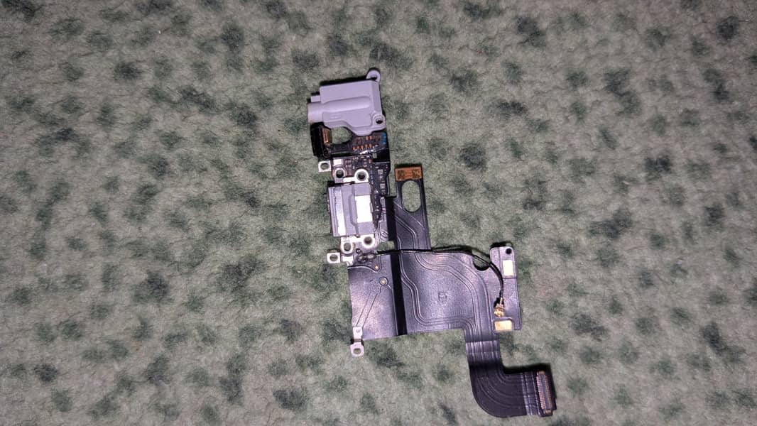 Apple iPhone 6 5