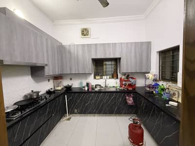 1 Kanal Double Unit House For Sale On Main Blue-ward Of Judicial