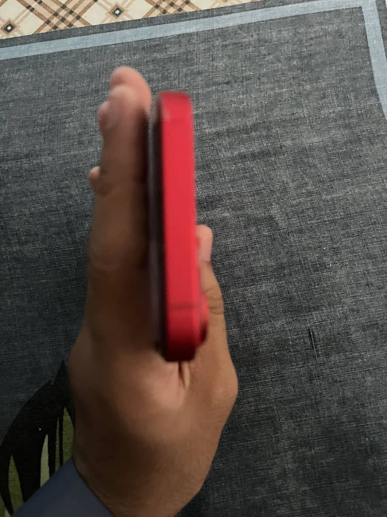Apple iPhone 14 1