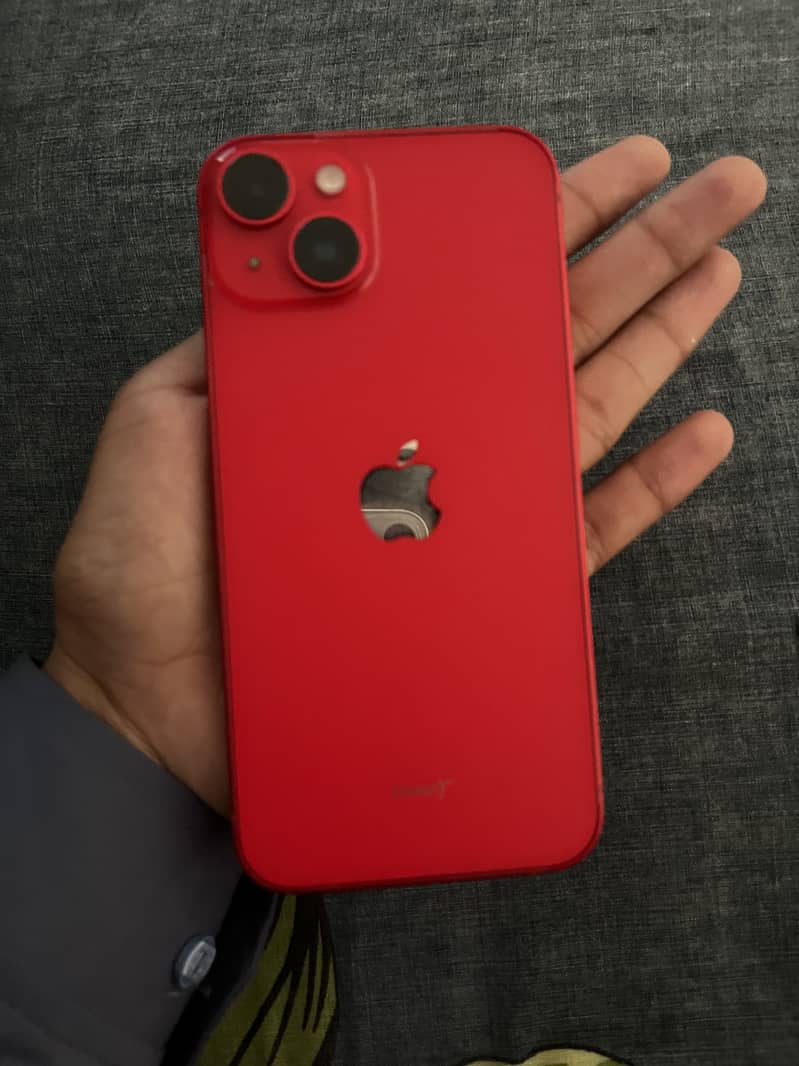 Apple iPhone 14 3