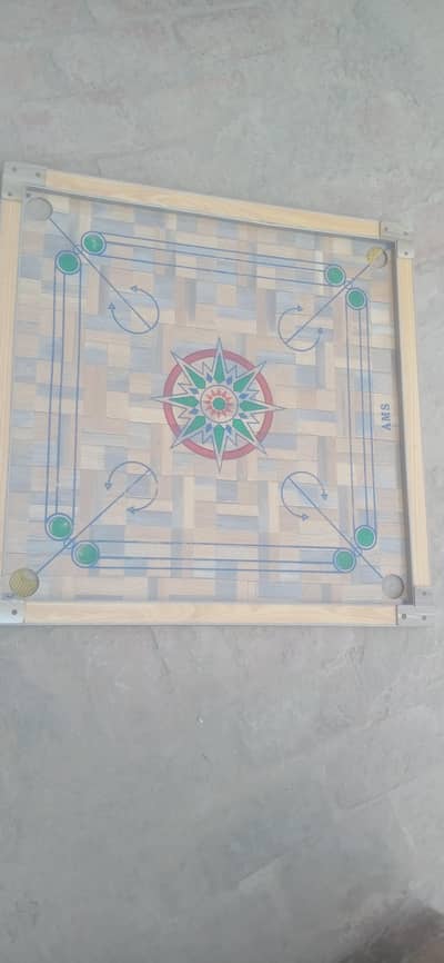 caroom board