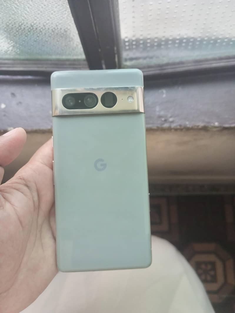 pixel 7pro panel change 2