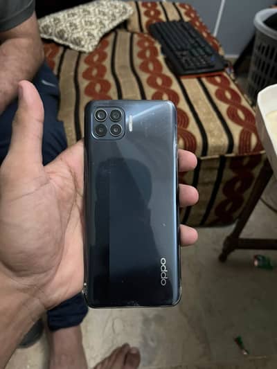 OPPO F17 Pro
