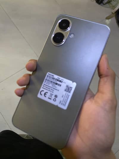 Tecno Spark Go 2