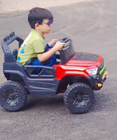 Electric jeep