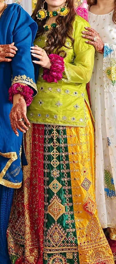 Bridal lehnga/Mehndi dress / Beautiful color combinations