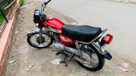 Honda Cg 125 2016 sale lahor number/03252575493/
