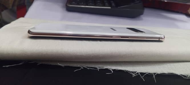 Samsung Mobile S10 Plus