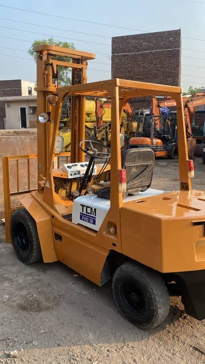 TCM FVD30 3 Ton Diesel Forklift - Fresh Japan Import - Original Japan