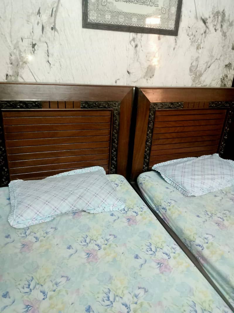 2 single bed without mattress 1