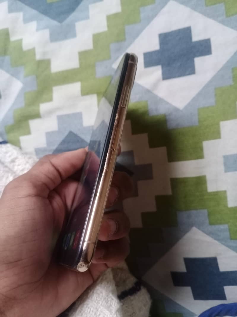 Apple iPhone X 2
