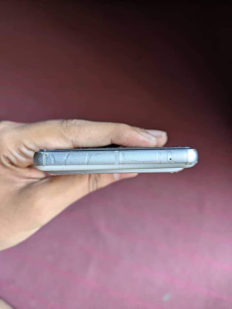 Google Pixel 7 4
