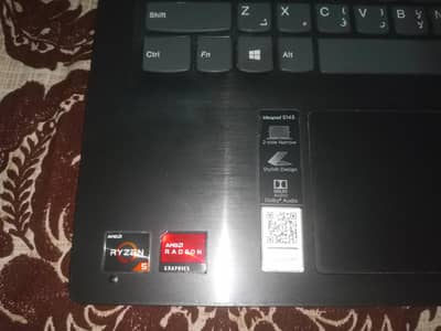 Lenovo IdeaPad S145 Ryzen 5 | 512GB SSD | Vega 8 Graphics | 4GB RAM